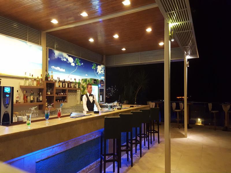 Goldenday Wings Hotel 쿠사다시 외부 사진